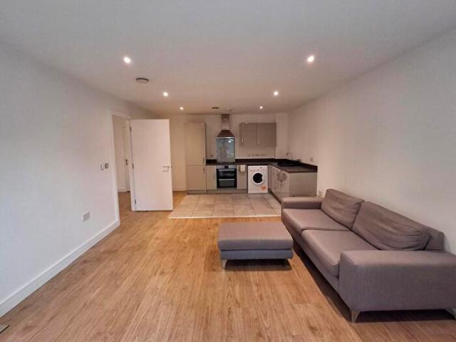 Apartment for rent in Bede Island, Old Wharf