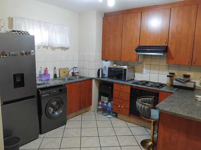Apartment for rent in North & Sandton, Randburg
