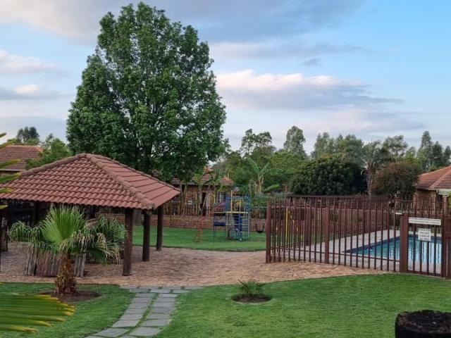 Apartment for rent in North & Sandton, Randburg