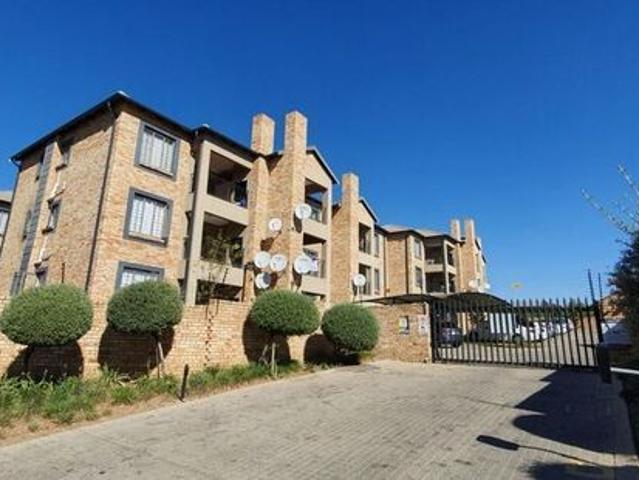 Apartment for rent in North Riding, Randburg