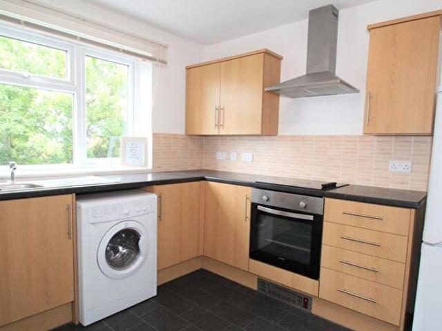 Apartment for rent in Compton Acres, Barton In Fabis