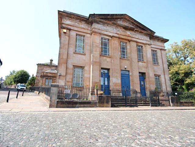 Apartment for rent in Castlehead, Glenburn