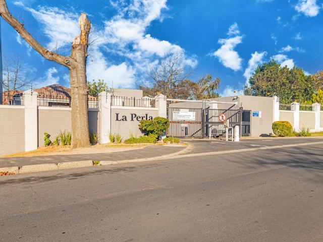 Apartment for rent in Onverwacht, Western Cape
