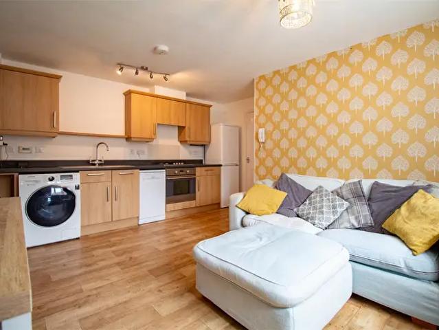 Apartment for rent in Elmfield, Leicestershire