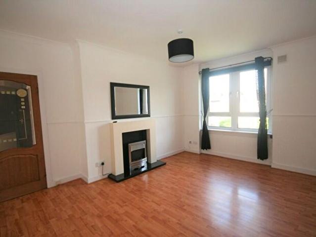 Apartment for rent in Craigton, Scotland