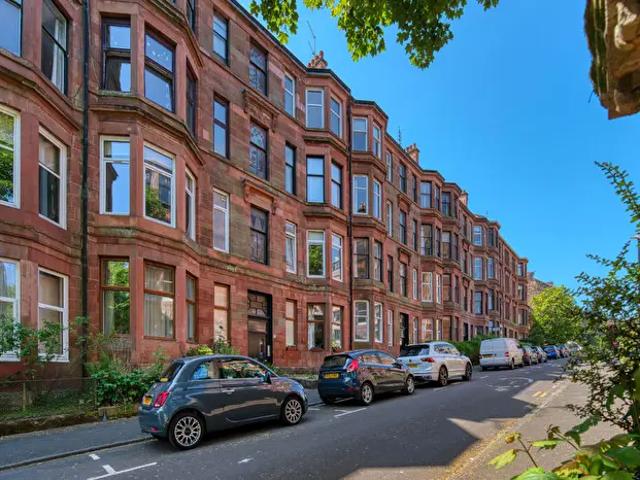 Apartment for rent in Dowanhill, Scotland