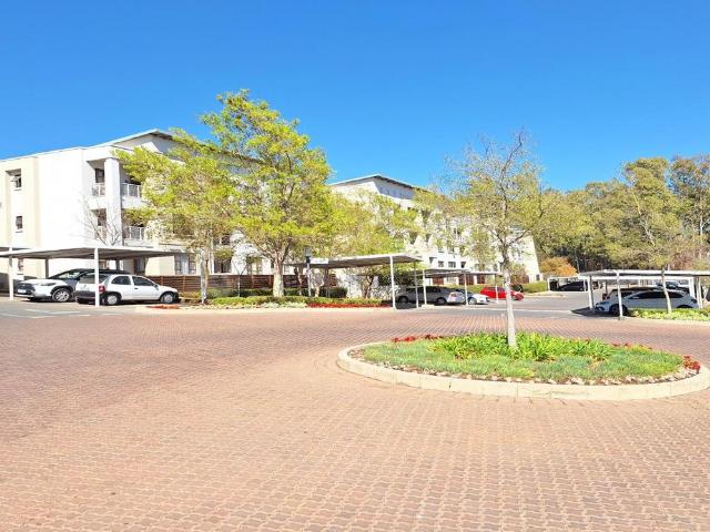 Apartment for rent in Paulshof, Alexandra