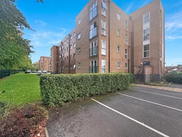 Apartment for rent in Bede Island, Leicester