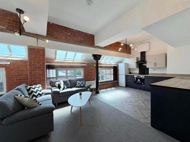 Apartment for rent in St Matthew's, Old Wharf