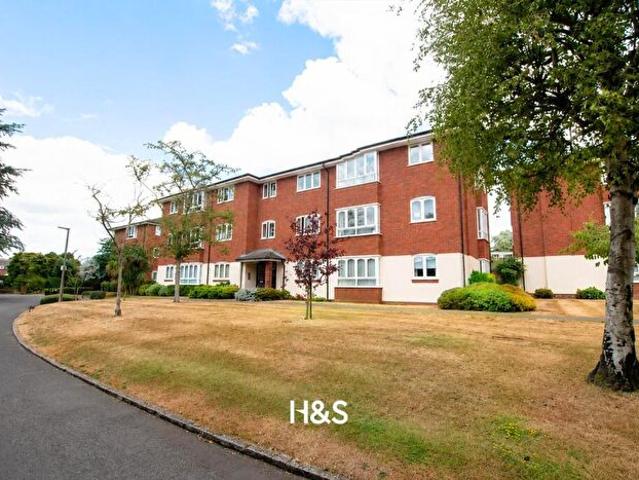 Apartment for rent in Elmdon, West Midlands