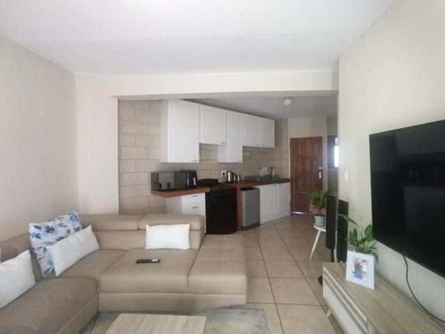 Apartment for rent in Nooitgedacht, Gauteng