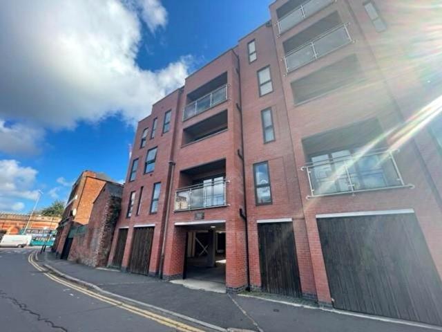 Apartment for rent in Highfields, Old Wharf