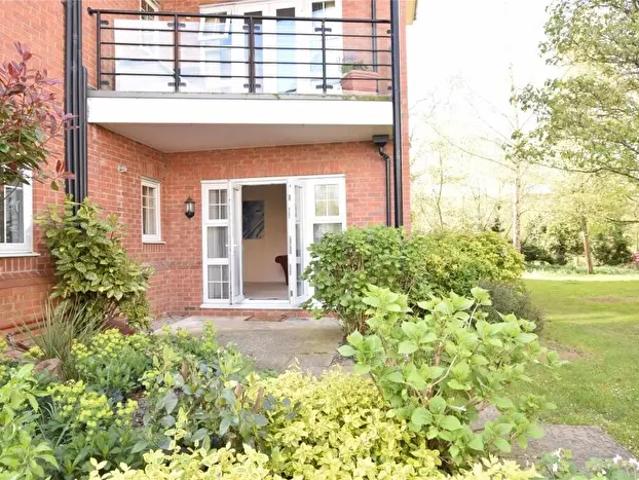 Apartment for rent in Caldecott, Dromore