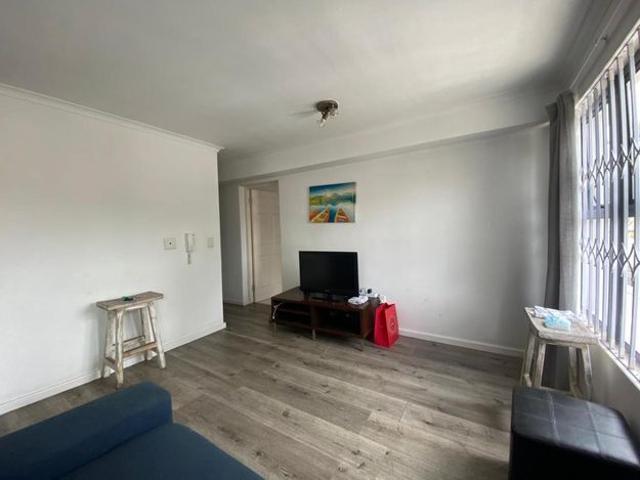 Apartment for rent in Cape Town Ward 58, Cape Town