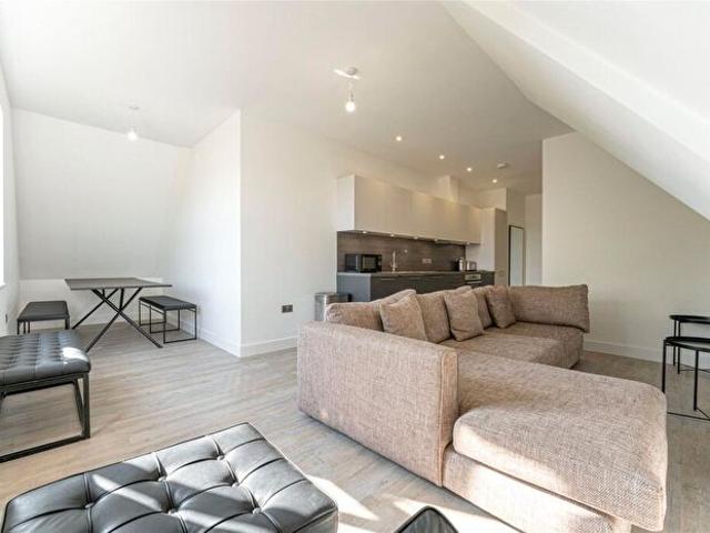 Apartment for rent in Blossomfield, West Midlands
