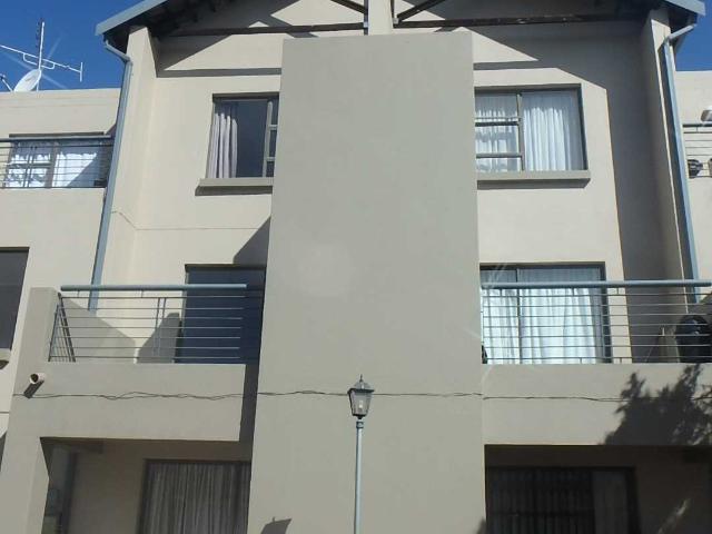 Apartment for rent in Nooitgedacht, Gauteng