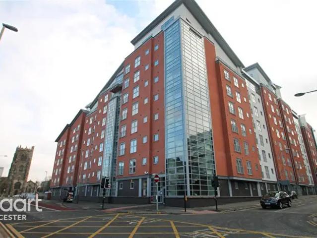 Apartment for rent in Black Friars, Old Wharf