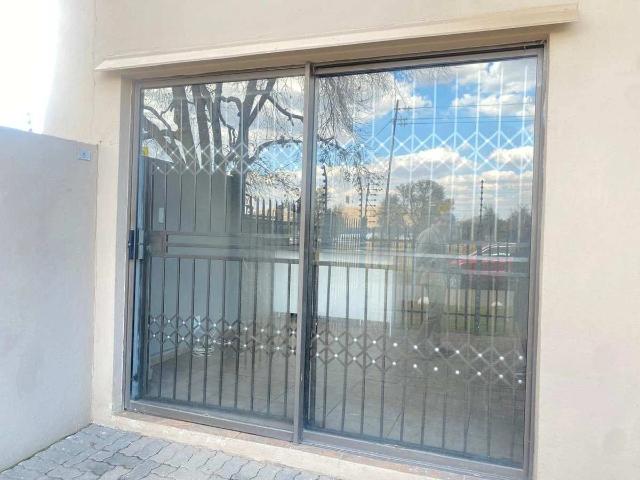 Apartment for rent in Hartbeespoort Dam Nature Reserve, North West
