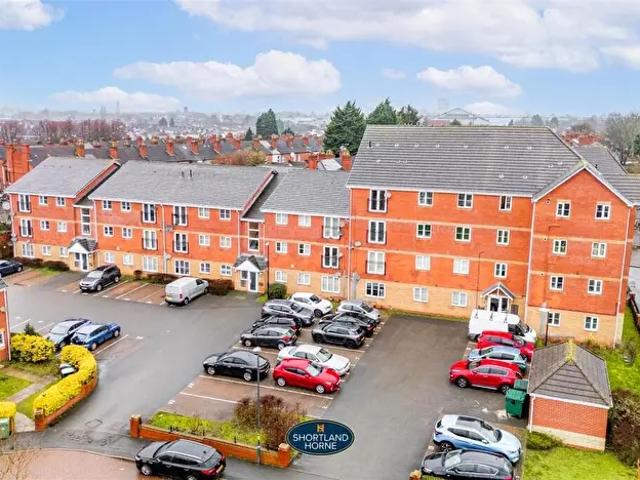 Apartment for rent in Ball Hill, West Midlands