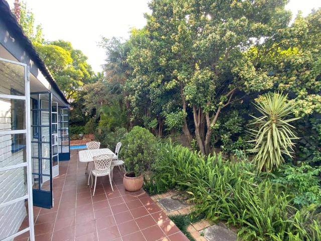Apartment for rent in Waterkloof, Gauteng