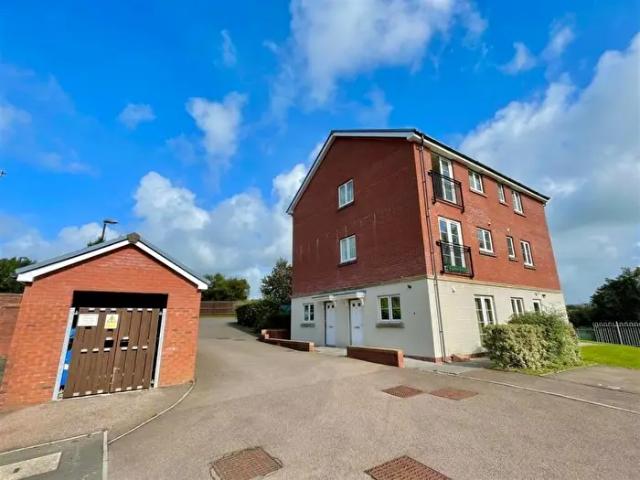 Apartment for rent in Cornelly, North Cornelly