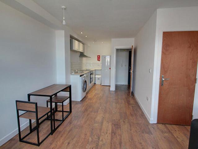 Apartment for rent in St Matthew's, Old Wharf