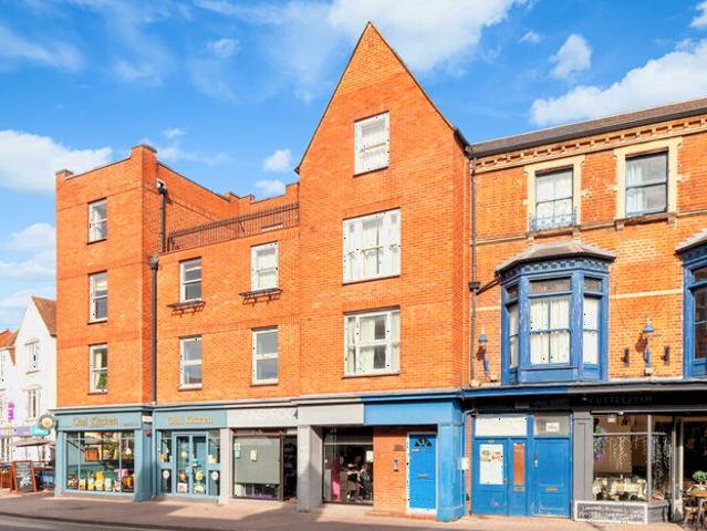 Apartment for rent in St Clement's, The Slade