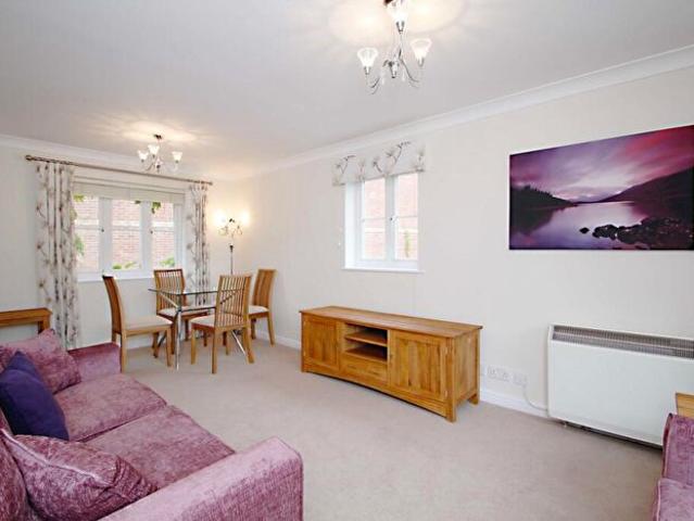 Apartment for rent in St Thomas', The Slade