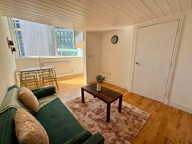 Apartment for rent in St Matthew's, Old Wharf