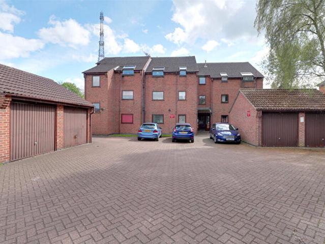 Apartment for rent in Old Lenton, Haddon
