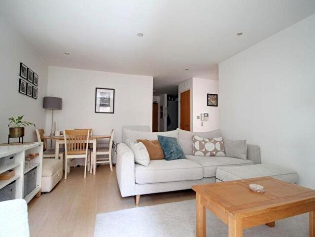 Apartment for rent in St Ann's, Haddon