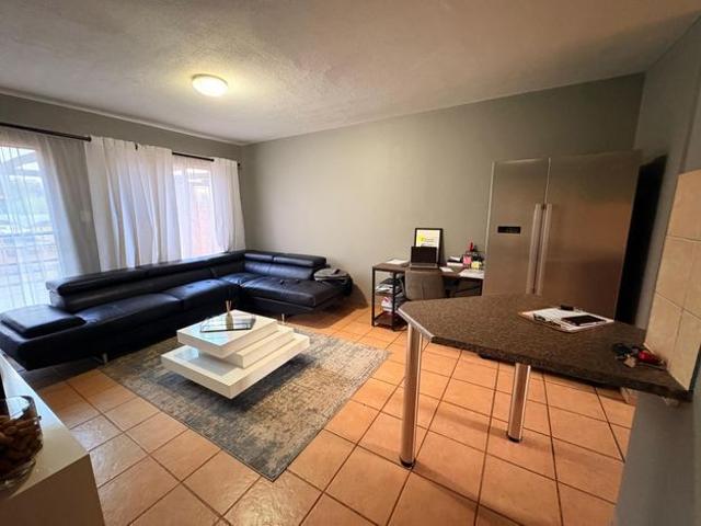 Apartment for rent in Akasia, Gauteng