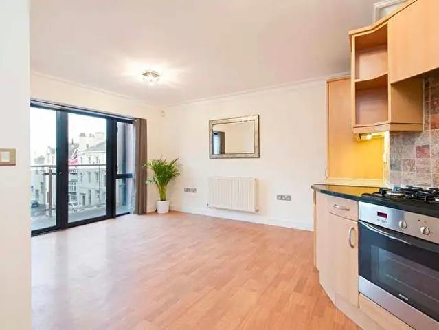 Apartment for rent in The Meadows, Haddon