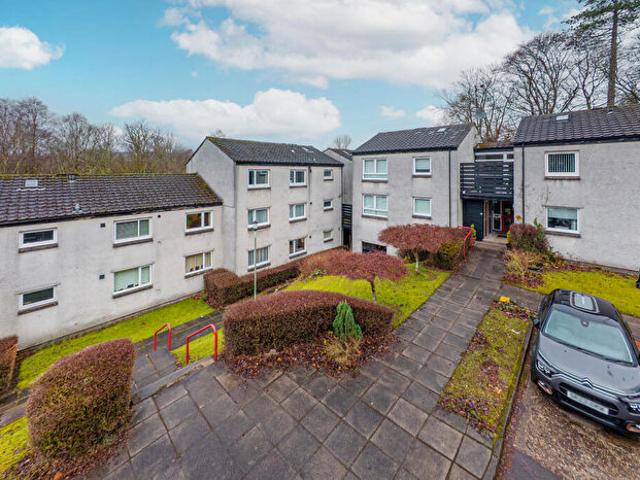 Apartment for rent in Milngavie, Scotland
