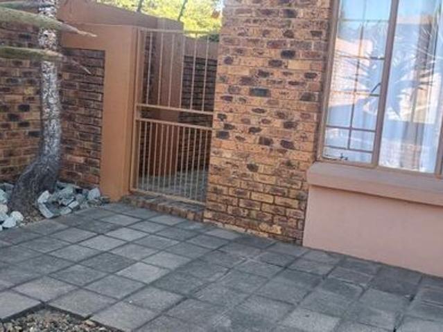 Apartment for rent in Nooitgedacht, Gauteng