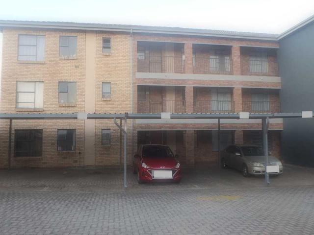 Apartment for rent in Nooitgedacht, Gauteng