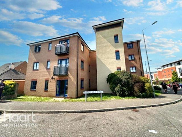 Apartment for rent in Far Cotton and Delapre, Far Cotton