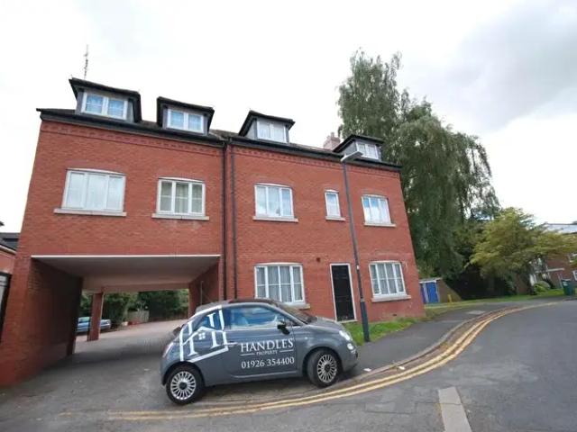 Apartment for rent in Green Close, Warwickshire