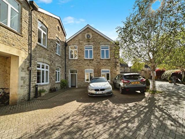 Apartment for rent in Black Bourton, Oxfordshire