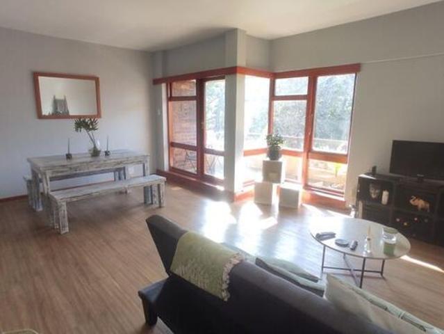 Apartment for rent in Wynberg, Cape Town
