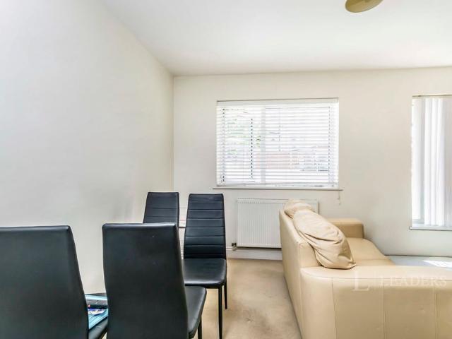 Apartment for rent in London Borough of Croydon, Addiscombe