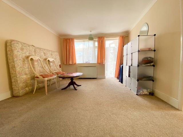 Apartment for rent in World's End, Perryfields