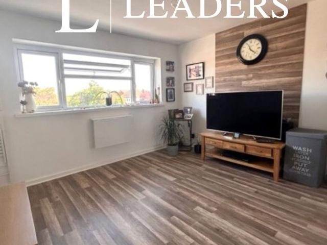 Apartment for rent in Harvington, Crookhill