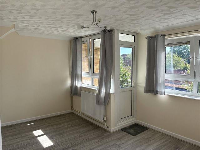 Apartment for rent in Tipner, City Of Portsmouth
