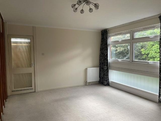 Apartment for rent in London Borough of Croydon, Addiscombe
