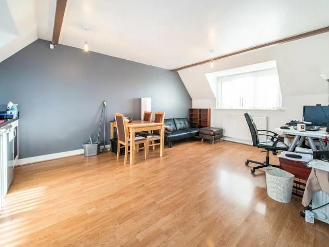 Apartment for rent in Golborne, Wigan