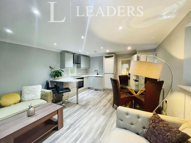 Apartment for rent in Branksome, Poole
