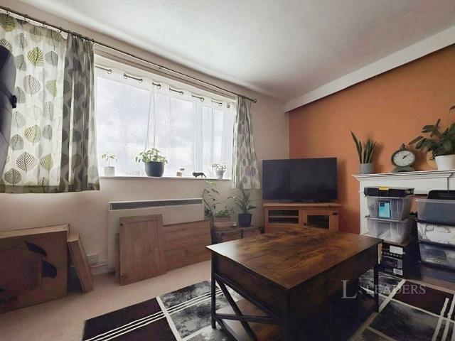 Apartment for rent in Milverton, Green Close