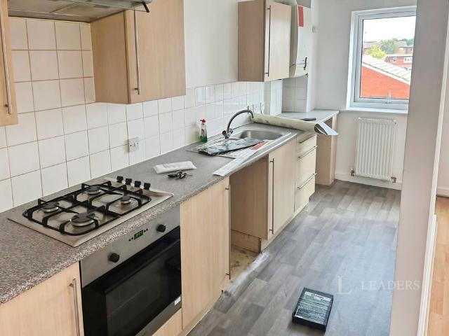 Apartment for rent in London Borough of Merton, Mitcham