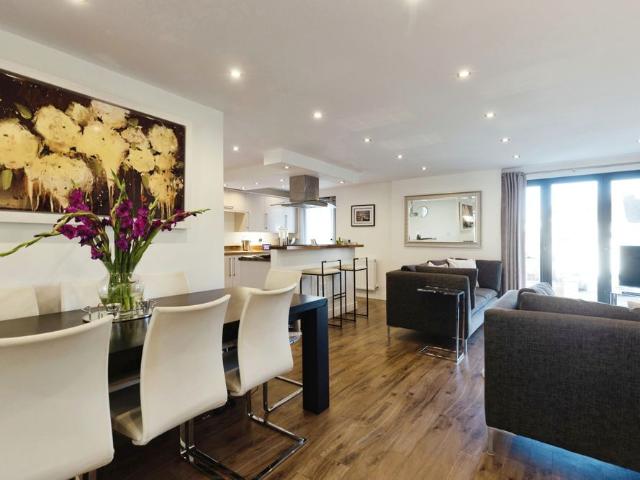Apartment for rent in Ewens Farm, Golden Valley